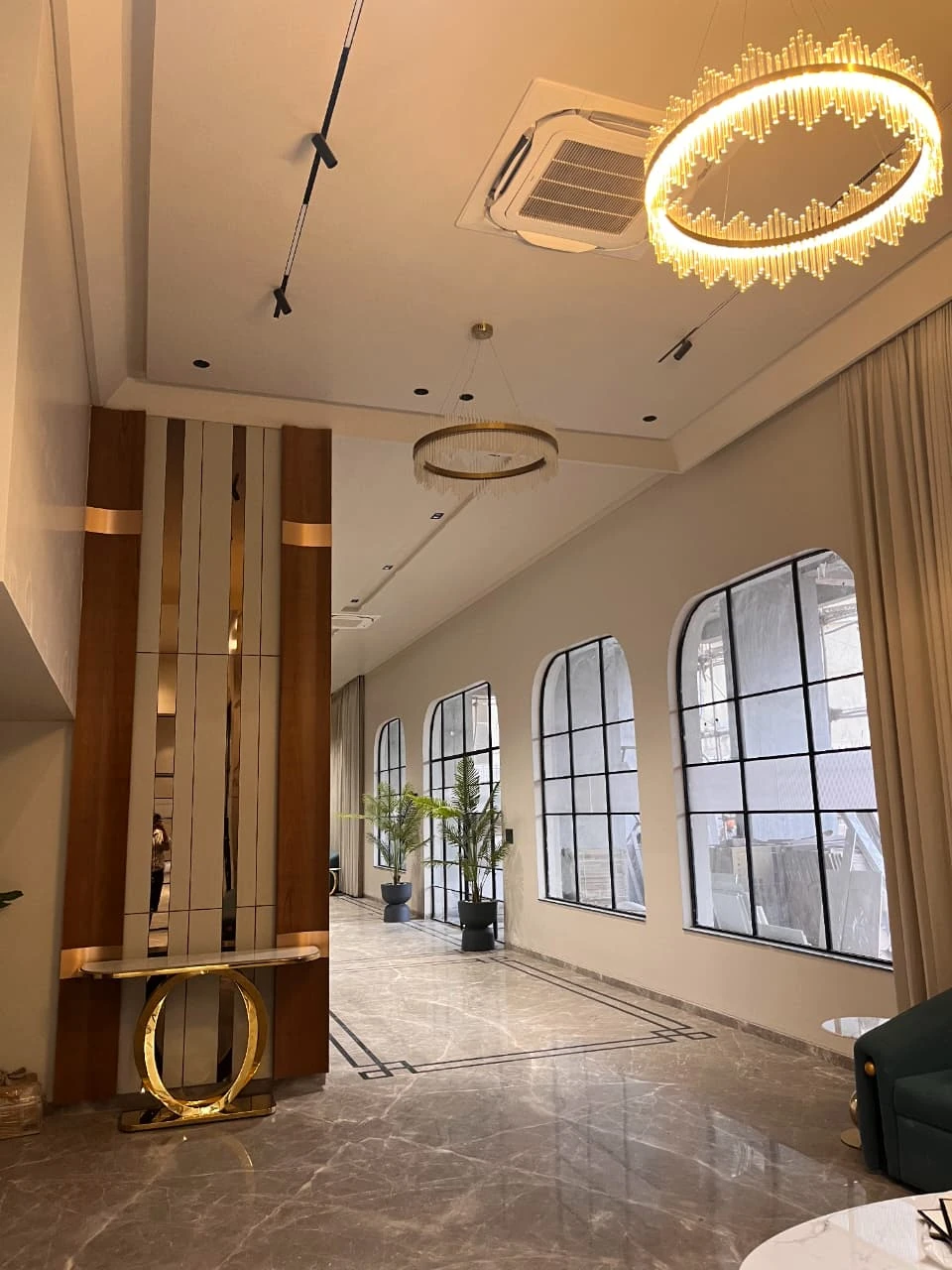 Aerovista lobby detail, September 2026